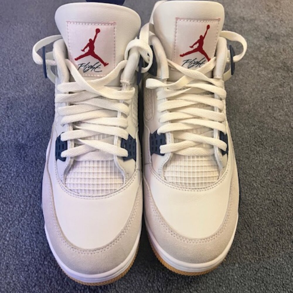 Jordan 4 Retro SB Mens size 11 - Picture 4 of 5